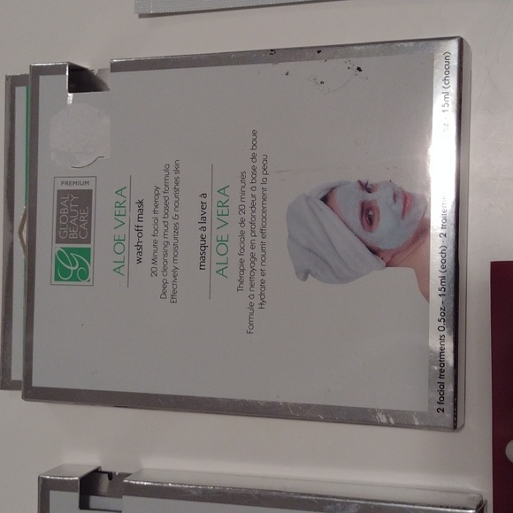 NEW Beauty Self Care Lot of 10 Masks 12 Biore Pore Strips and 6 Headbands - Picture 4 of 16